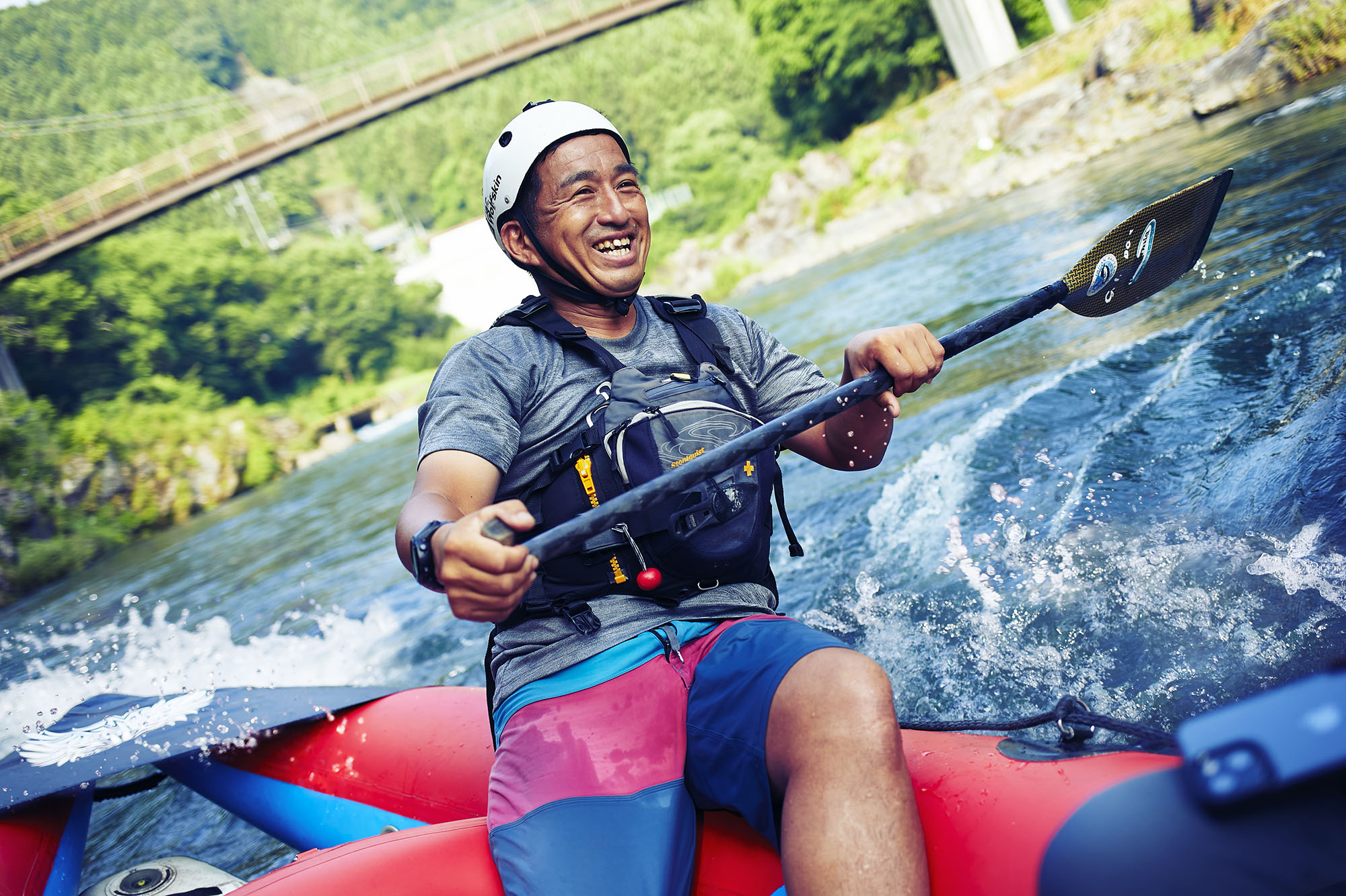 A Rafting School in Mitake on the Tama River: Meet the Former World-Class Athlete Behind It